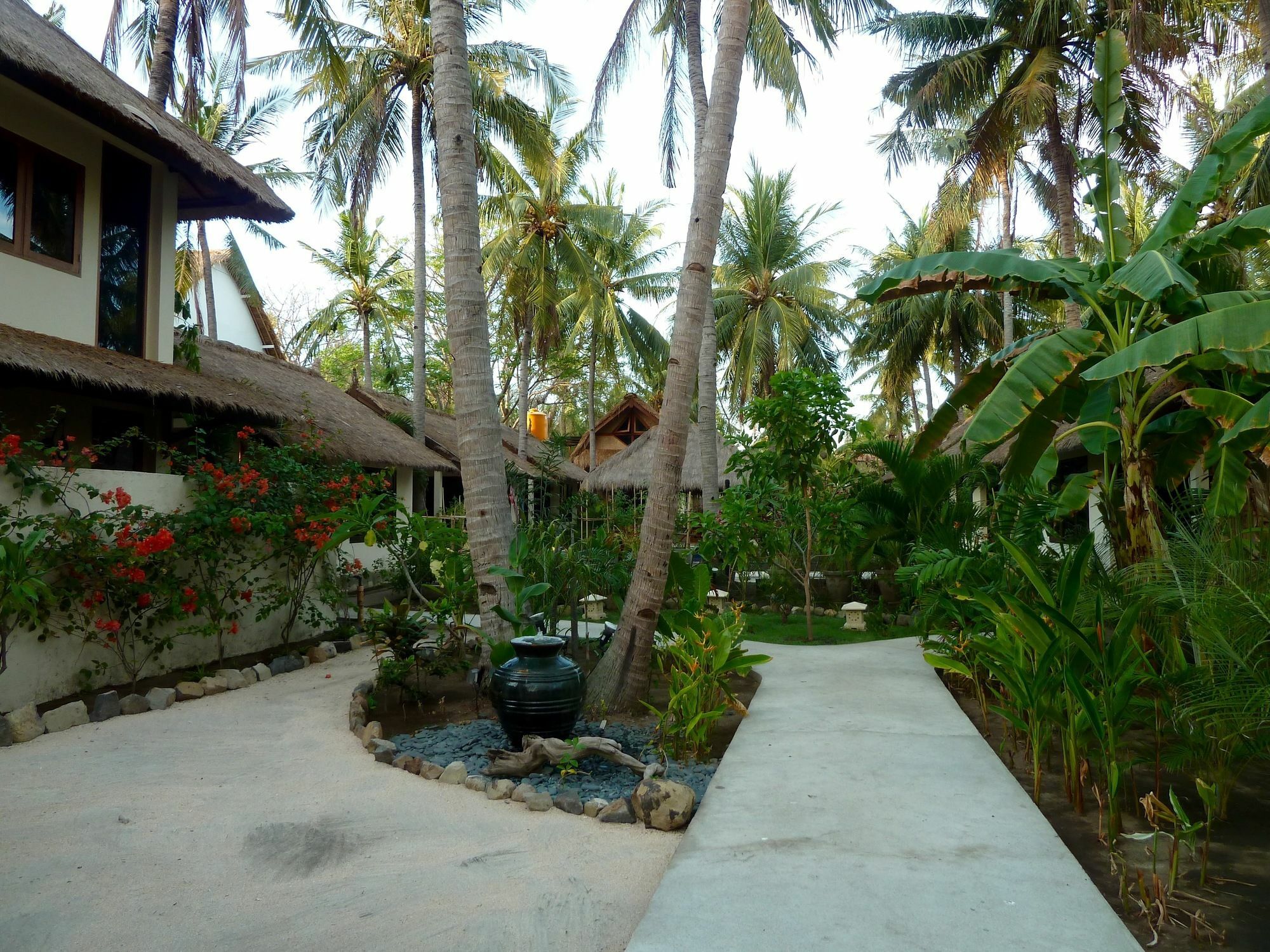 Eden Eco Resort Gili Trawangan Exterior photo